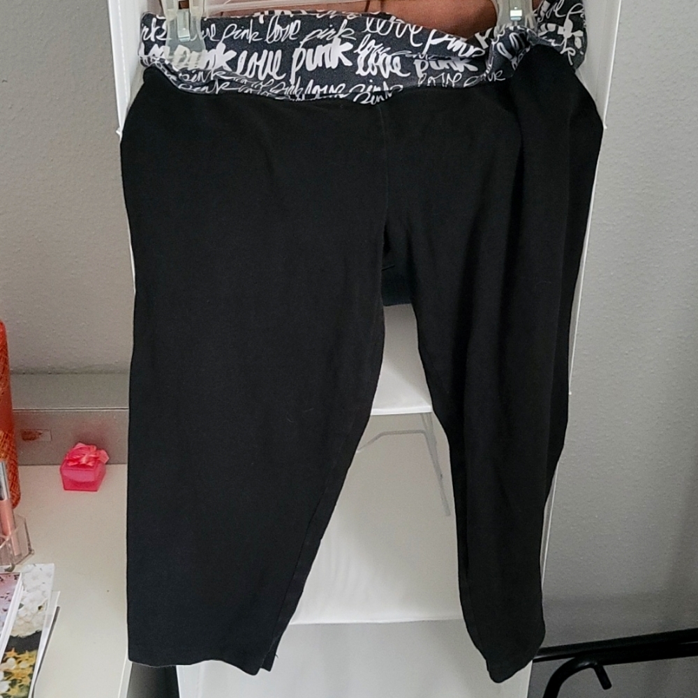 Pink VS yoga capris